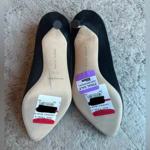 Manolo Blahnik Black Hangisi 70 square embellished satin pumps, size 7.5 - Picture 10 of 11